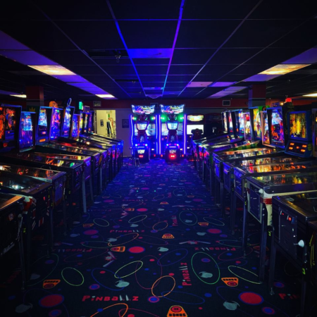 Go Retro: Classic Arcade-Themed Casino Fun.