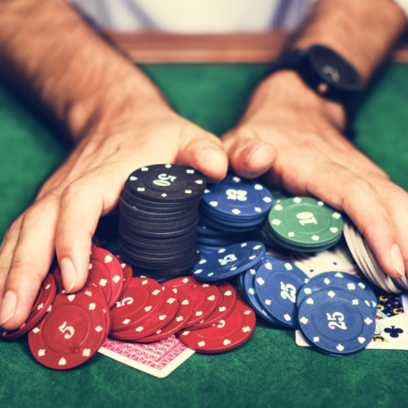 Bet Small, Win Big: Low-Stakes Casino Magic.